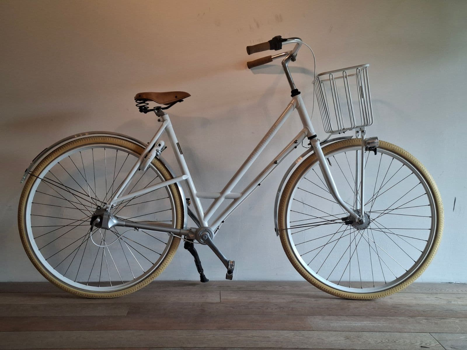 Brik Brik x Anna van Toor